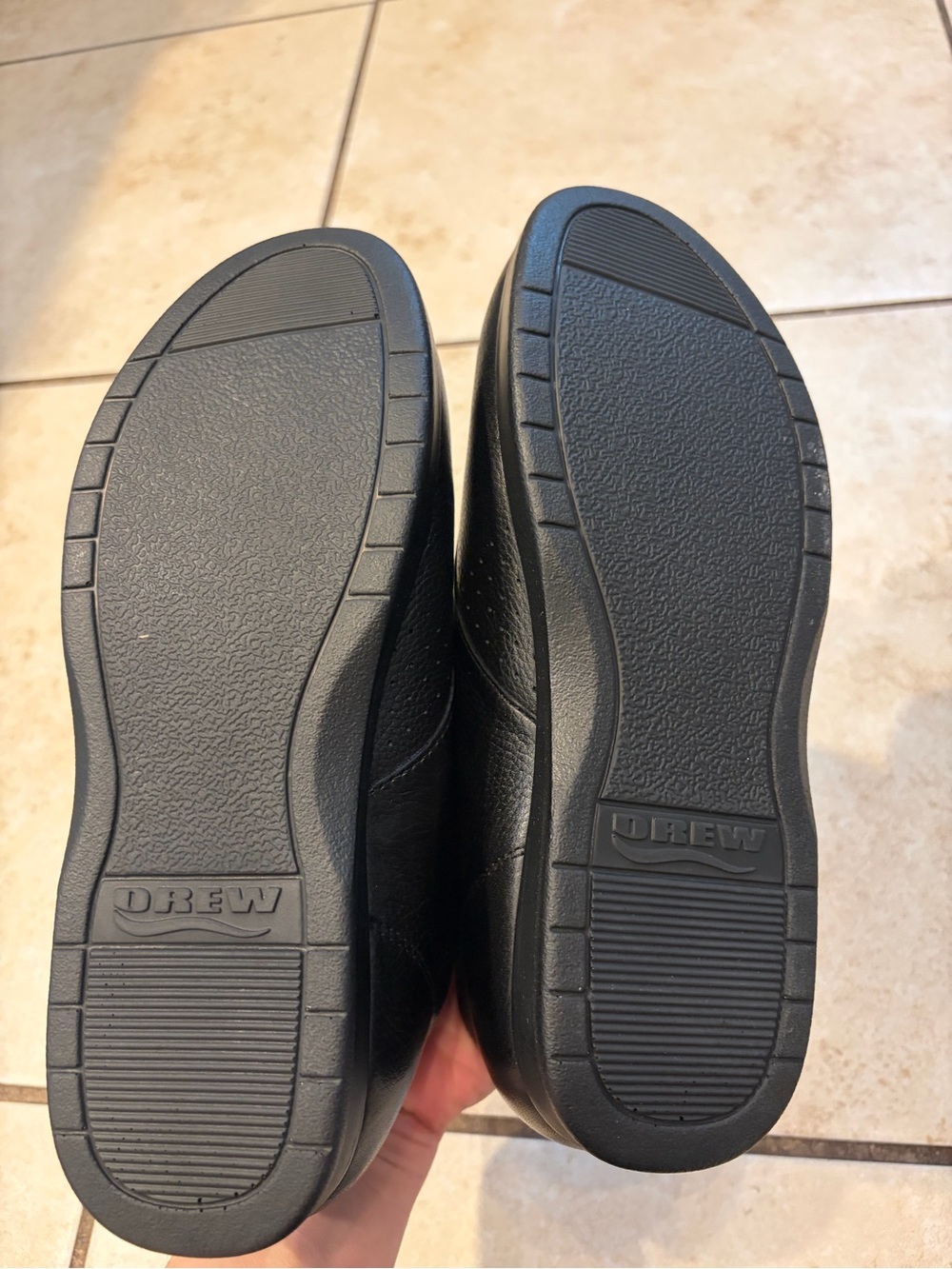 DREW Black Women’s Athletic Comfort Lace-Up Shoes - Picture 4 of 5